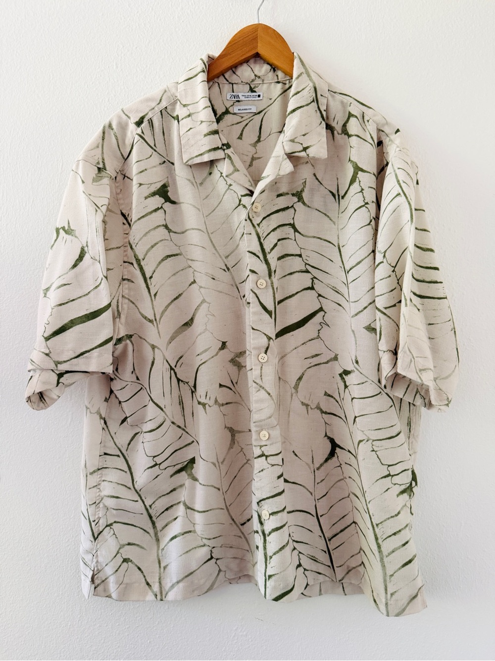 Zara Man Leaf Print Short Sleeve Button Down Shirt